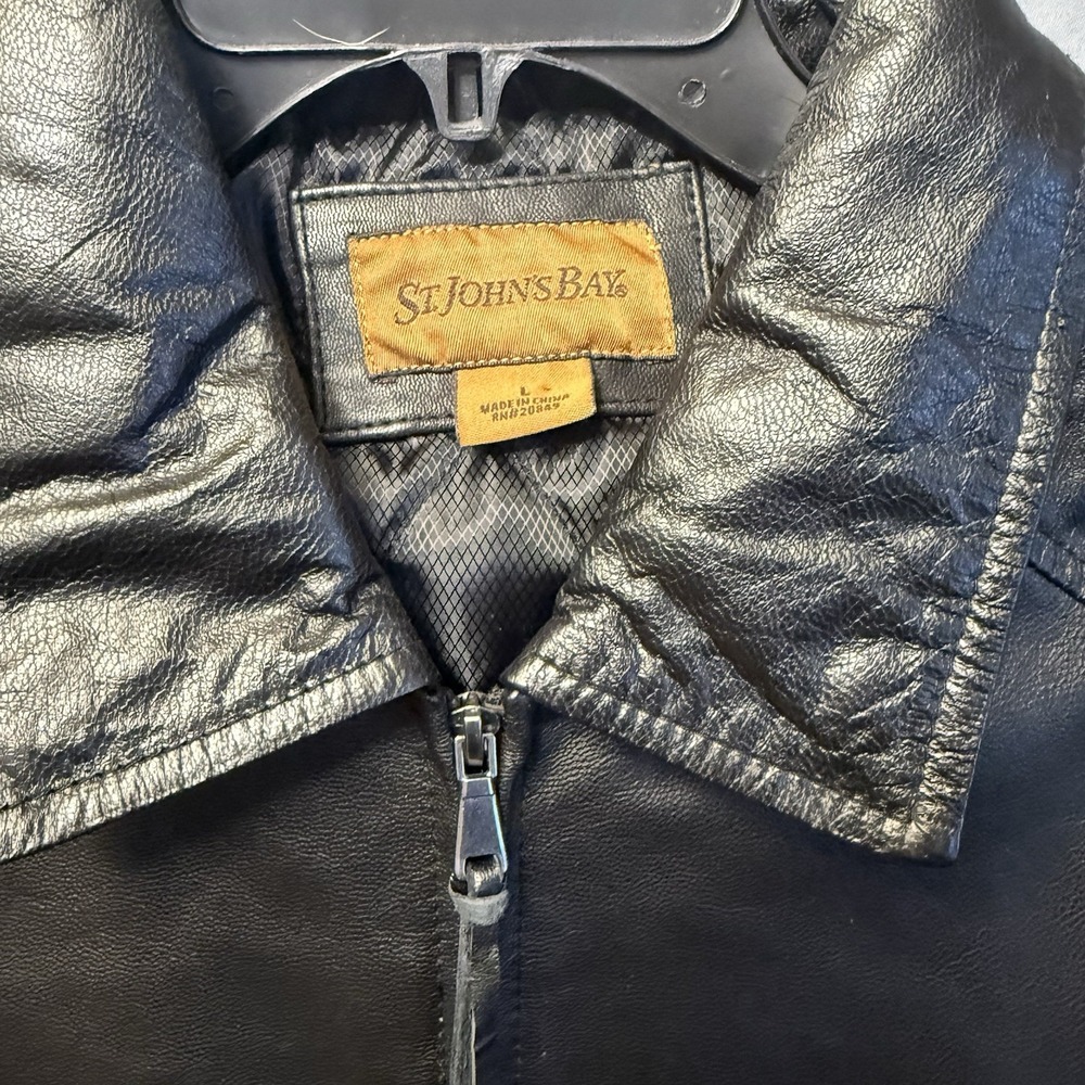 St. John's Bay Leather Bomber Jacket Mens Large Black Zip Front Quilted Lined - Picture 4 of 12
